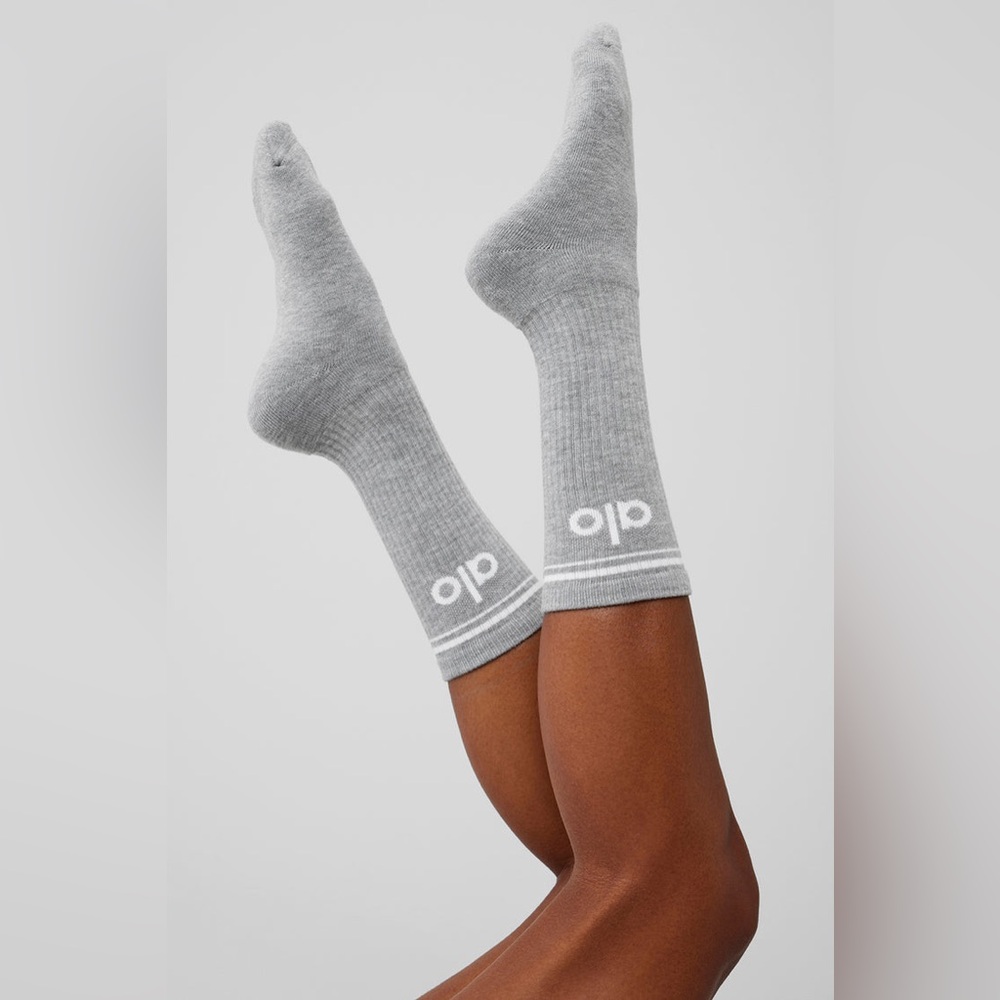 100% AUTHENTIC ALO UNISEX THROWBACK SOCKS